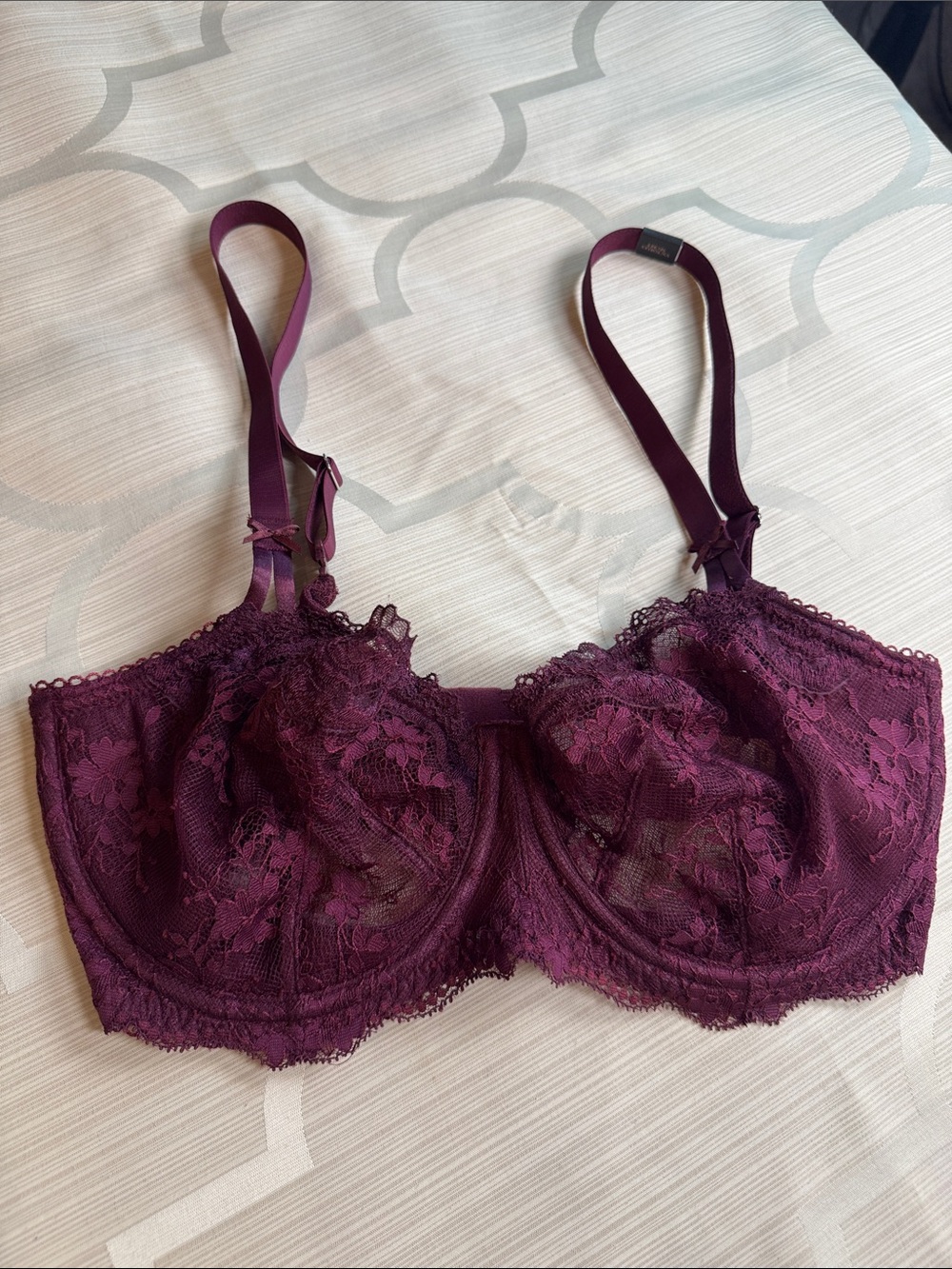 Victoria's Secret Plum Lace Underwire Bra